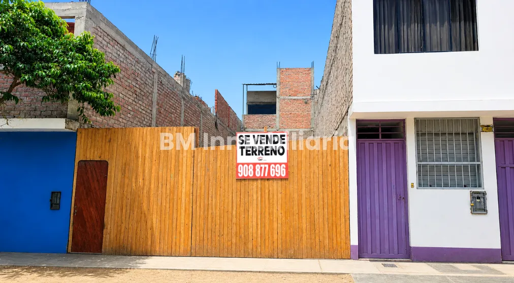 TERRENO DE 132 m² | URB. SANTO DOMINGO